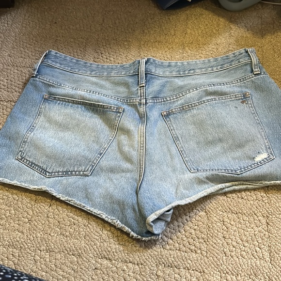 NWT Madewell Relaxed Fit Denim Shorts Renfield Wash Size 33 - Picture 2 of 3